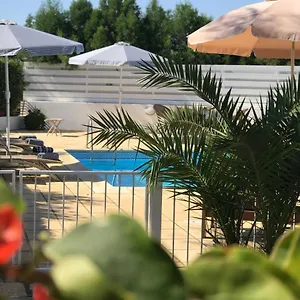 Elia , Kiti Cyprus